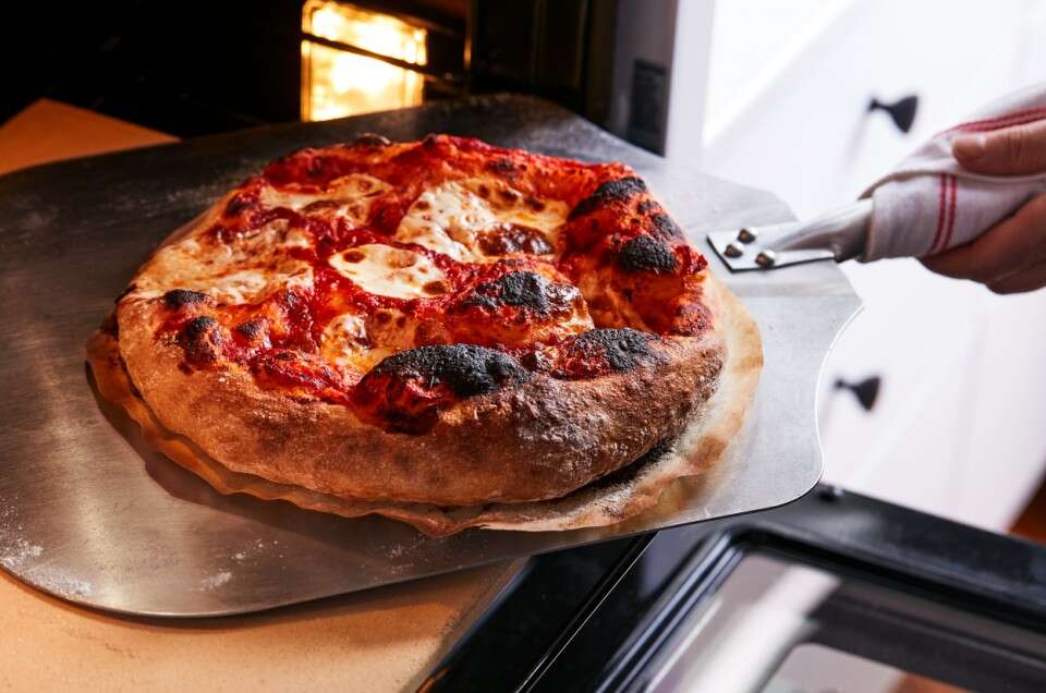 دمای پخت پیتزا در فر اجاق گاز